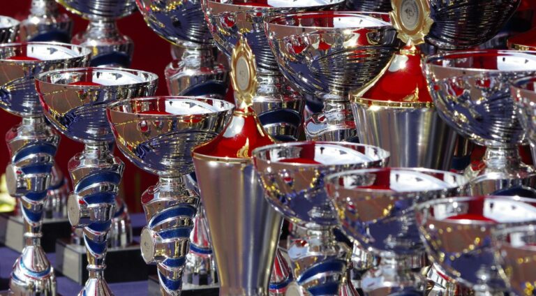 Coppe e trofei per premiazioni
